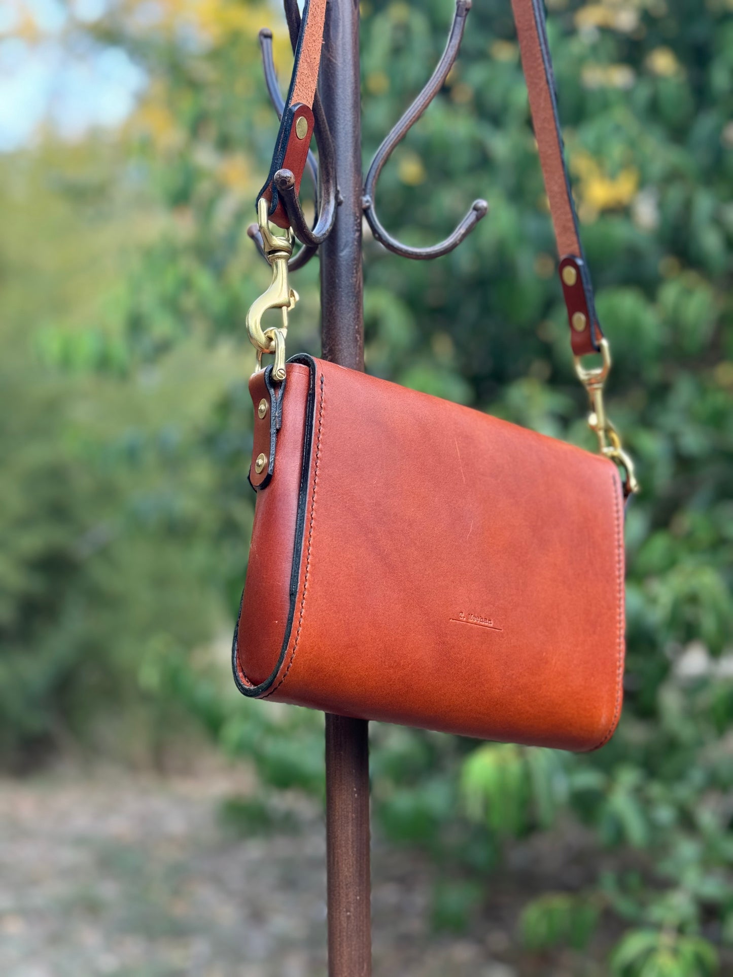 Crossbody Scallop bag