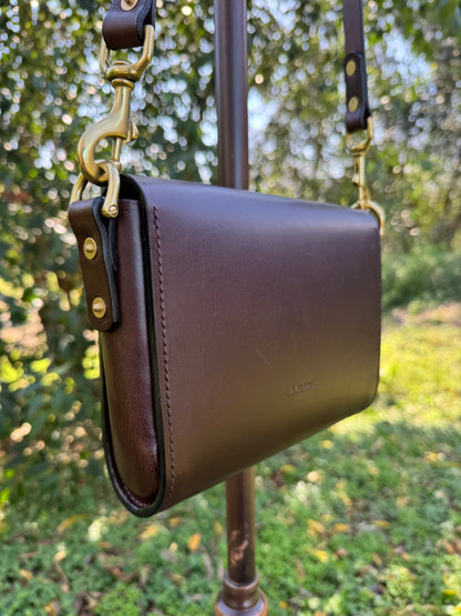 Crossbody Scallop bag